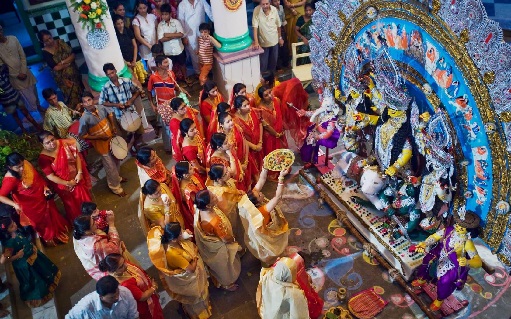 participate-in-all-puja-rituals-during-durga-puja-kolkata