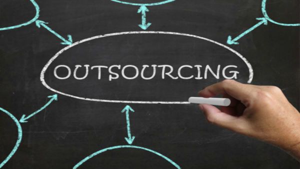 outsourcing ecommerce services