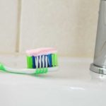 How to Maintain Positive Oral Health Throughout a Lifetime