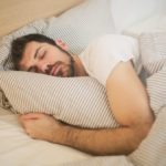 4 Possible Reasons for Insomnia in Middle-Aged Men