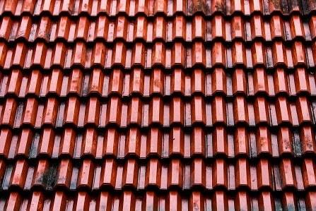 which is better a metal roof or shingles