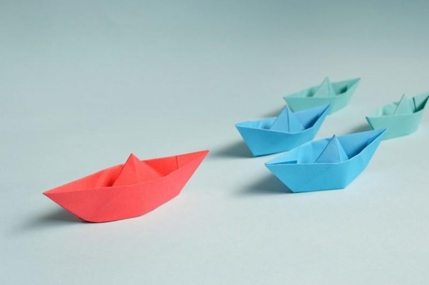 paper boats in queue