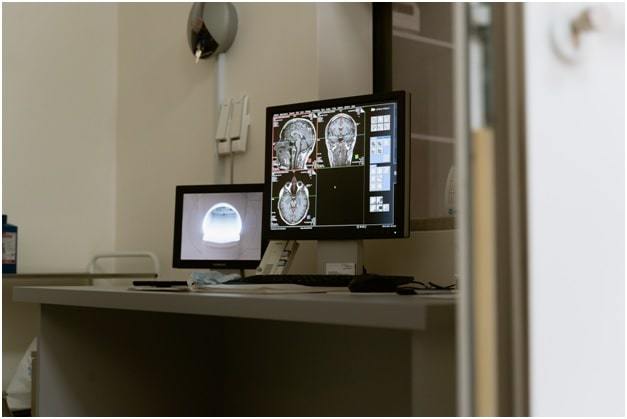 brain health display on monitor