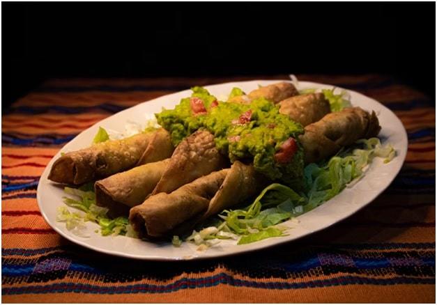 taquito mexican dish in plate